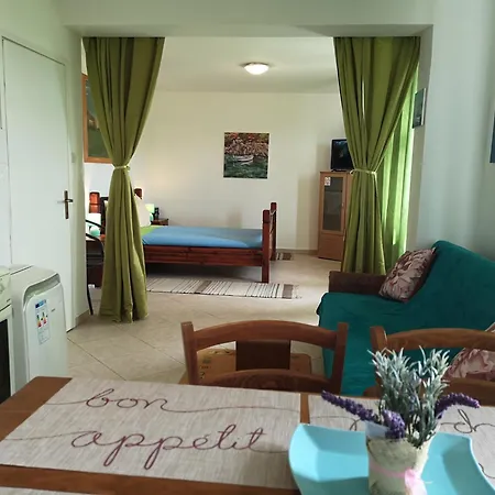 David In 5 * Primošten